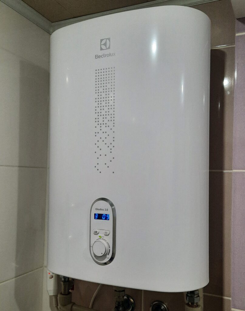 Установка водонагревателя